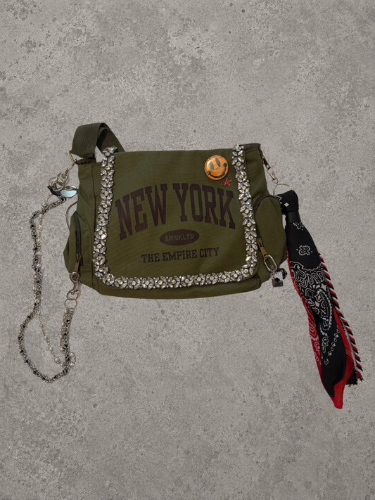New York messenger bag extra junky
