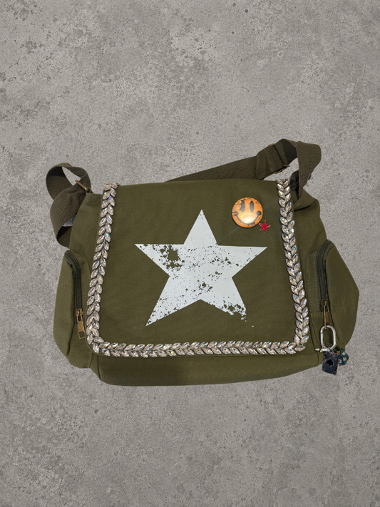 Star messenger bag